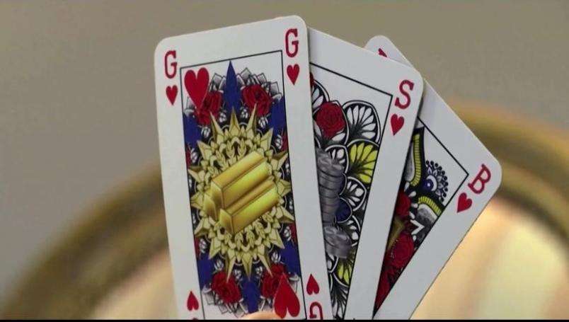 Diseñan baraja de cartas sin género Diseñan baraja de cartas sin género
