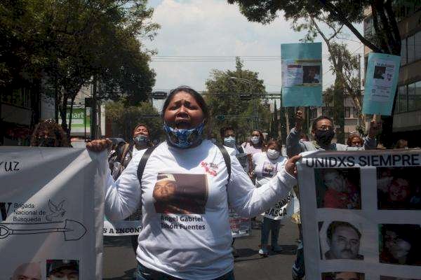 Protestan Familias De Desaparecidos Contra Lineamientos Para Apoyos