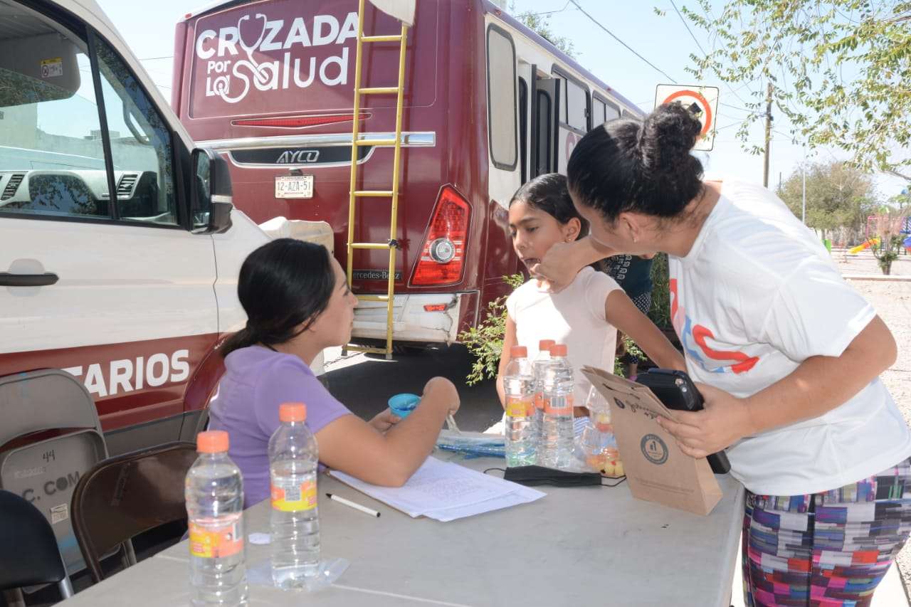 Despliega Municipio brigadas médicas en Rincón del Solar La Opción de