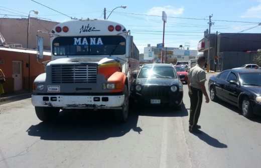 Impacta Cami N De Maquila A Auto En Las Calles Y Flores Mag N La