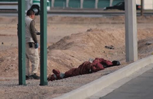 Dejan un cuerpo decapitado en calles del Centro Industrial Juárez
