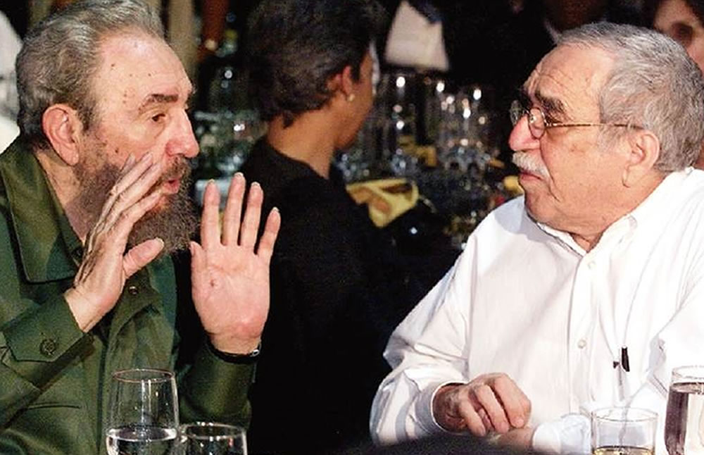 El escritor con Fidel Castro