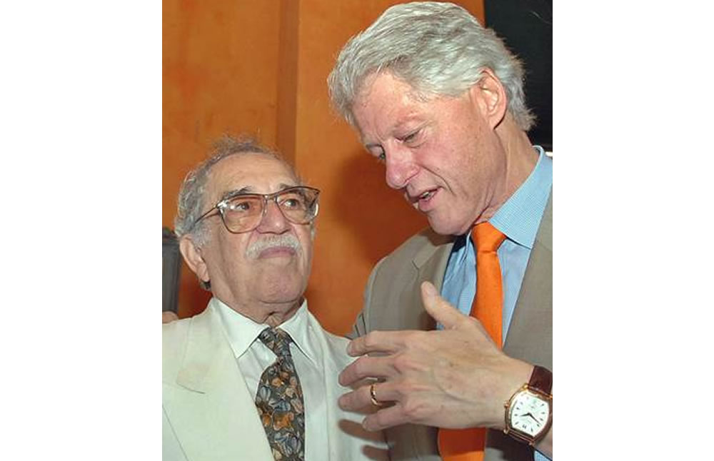 Con el expresidente de EU, Bill Clinton, en el 2007