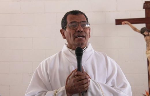 Ilumina Pascua la muerte de Samy el seminarista: presbítero