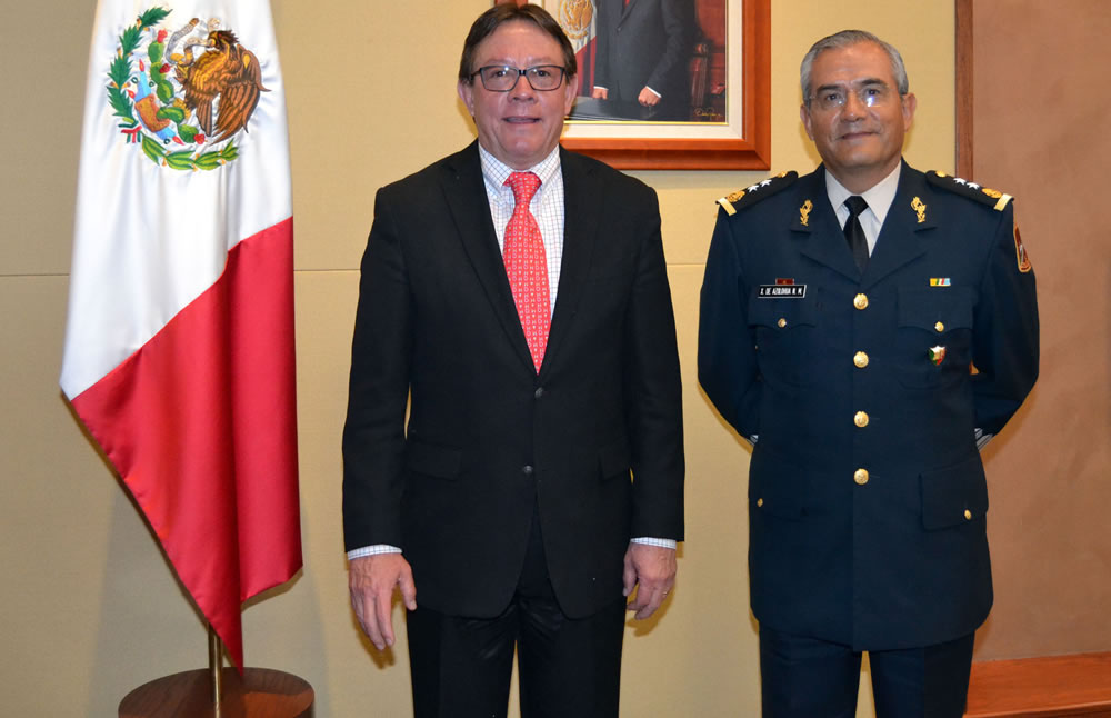 Manuel Russek y el General Xicoténcatl de Azolohua Núñez