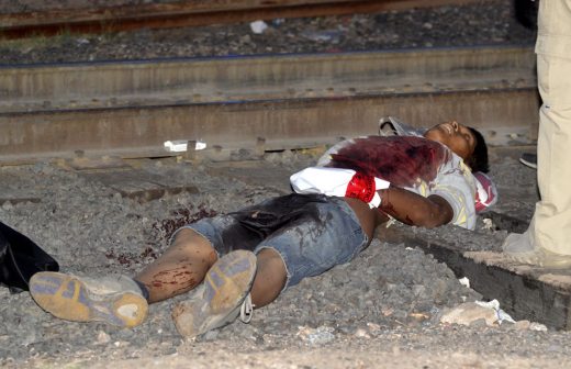 Lo asesinan con arma blanca en las vías del tren de la Pacheco