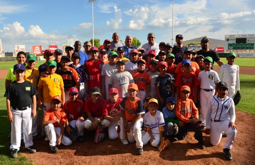 Dan autoridades apertura a la Escuela de Beisbol Ayuntamiento Delicias
