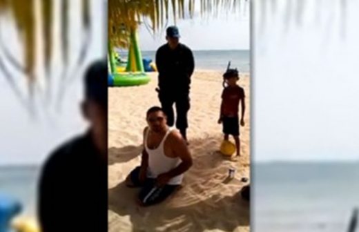 Video: corren policías de la playa a una familia en Cozumel