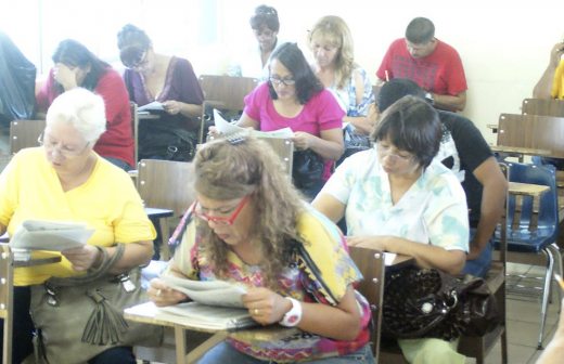Aplica Ichea exámenes de educación básica a empleados del Municipio en Juárez