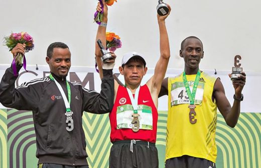 Peruano y mujer etiope ganan el Maratón de la Ciudad de México
