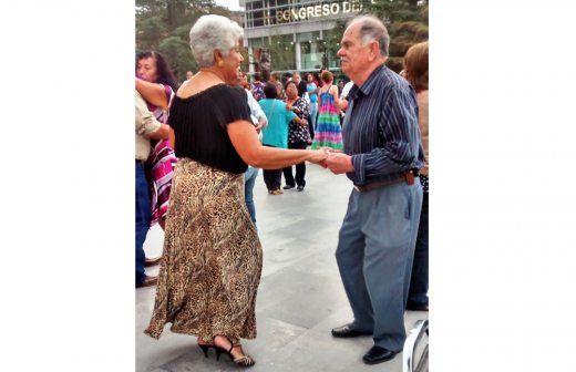 El baile nos hace sentir vivos: Catalina y Francisco