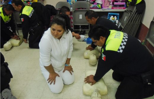 Capacitan a agentes de tránsito de Juárez en primeros auxilios