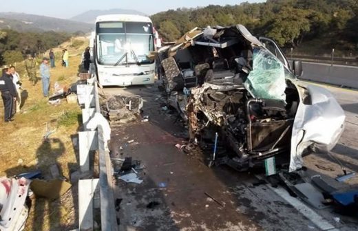 Fallecen tres personas en accidente vial en Tlaxcala 