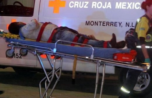 Atacan bar en Monterrey y ejecutan a cinco