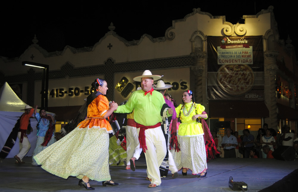 Baile típico de Jalisco
