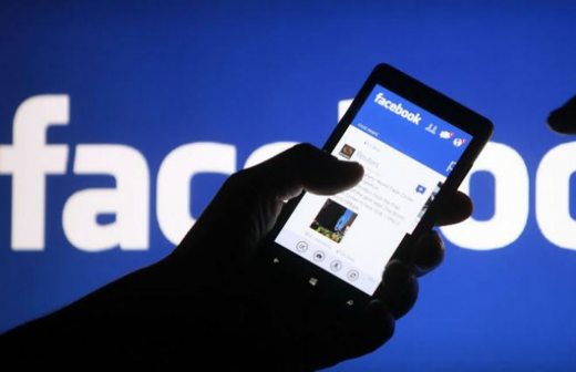 Conoce los riesgos de socializar en Facebook