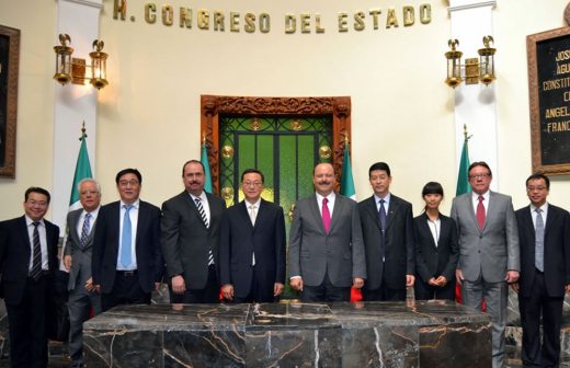 Recibe Duarte a delegación China interesada en invertir en Chihuahua