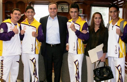 Recibe alcalde a campeones nacionales de box del gimnasio Díaz Ordaz