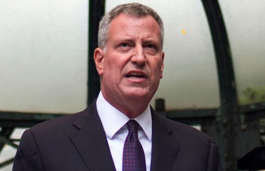 Confirma alcalde de NY primer caso de ébola; aíslan a tres personas