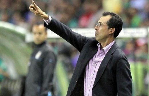 Debutará Carlos Barra como director técnico en un clásico regio