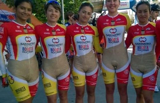 Desatan polémica uniformes de las ciclistas colombianas
