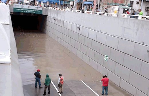 Se inunda túnel recién inaugurado de Ciudad Juárez