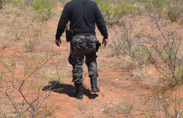 Encuentran encobijado en punta oriente