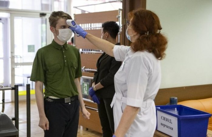 Rusia concluye pruebas clínicas de su primera vacuna covid 