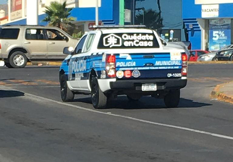 Policías buscan a los asaltantes