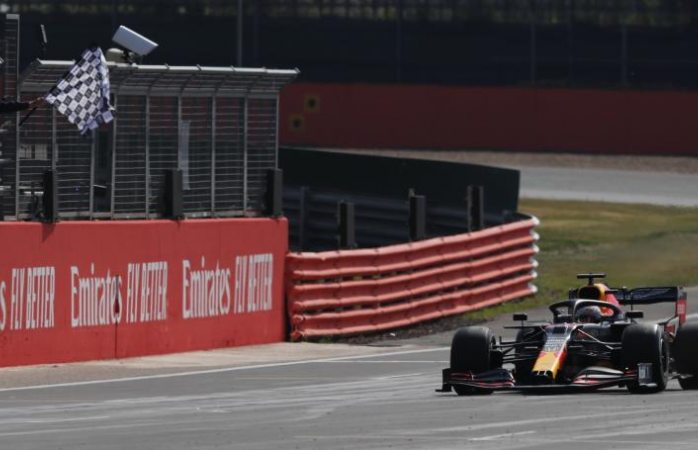 Max Verstappen, el gran vencedor del GP del 70 Aniversario de la Fórmula 1