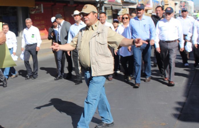 Arremete Escamilla contra reporteros en Juárez