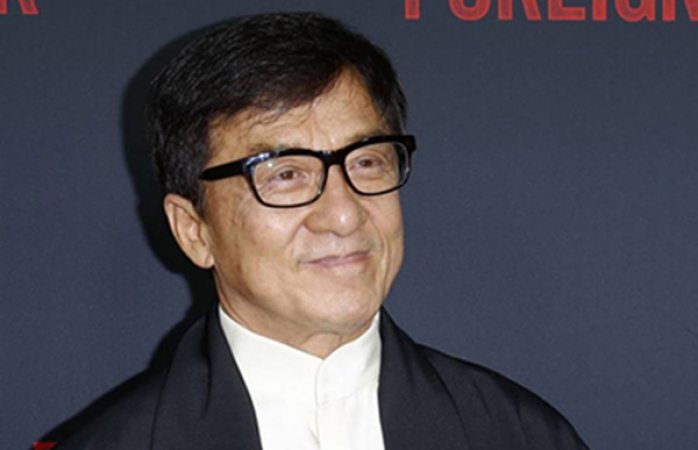 Jackie Chan ofrece 2.6 mdp a quien desarrolle vacuna contra el coronavirus