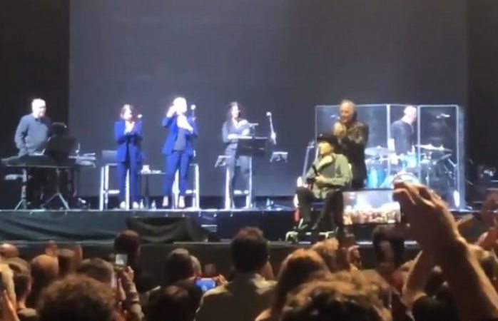 Operan de urgencia a Joaquín Sabina por coágulo cerebral