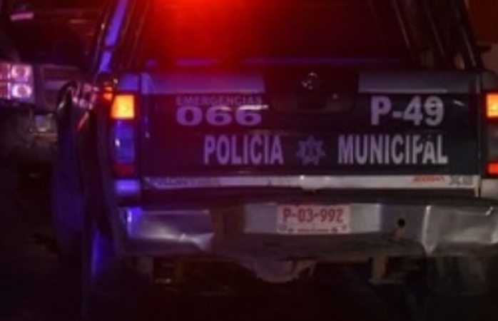 Golpean a policía municipal en Parral