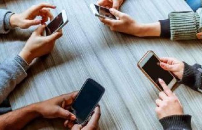 Más de 86 millones de usuarios de celular en México