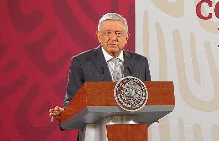 Es conmigo, no con ellos, dice amlo sobre ataques a su familia