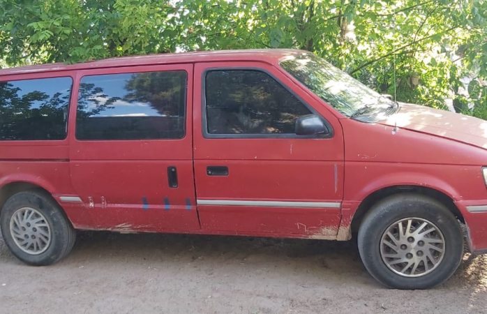 Aseguran policías de Julimes camioneta robada