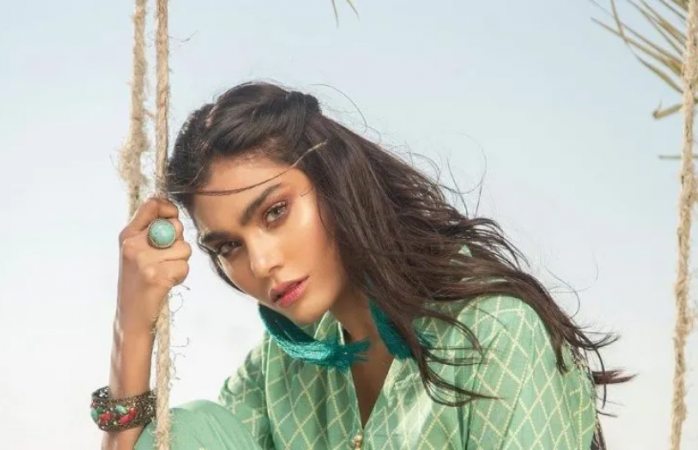 Muere la modelo zara abid en accidente de avión en pakistán