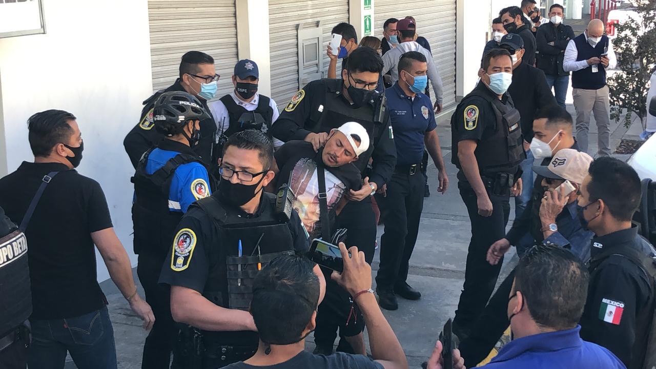Detención de atrincherados