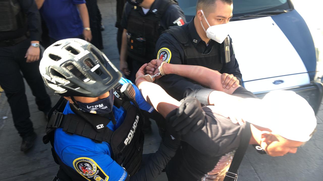 Detención de atrincherados