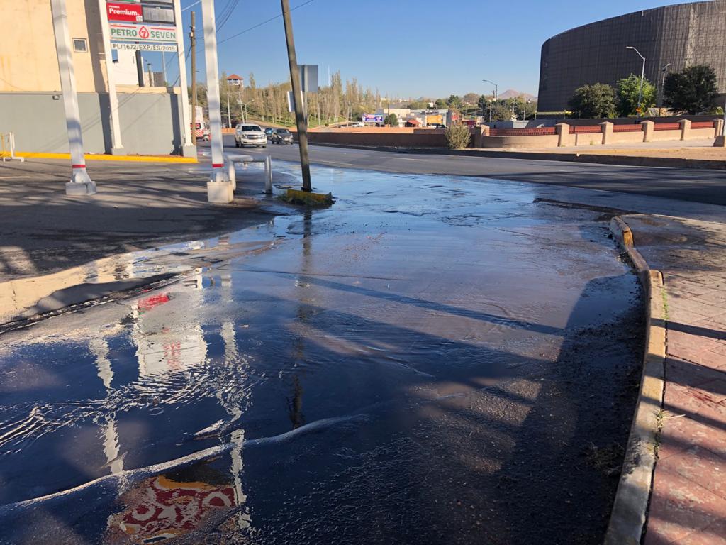 El agua llega hasta el Canal