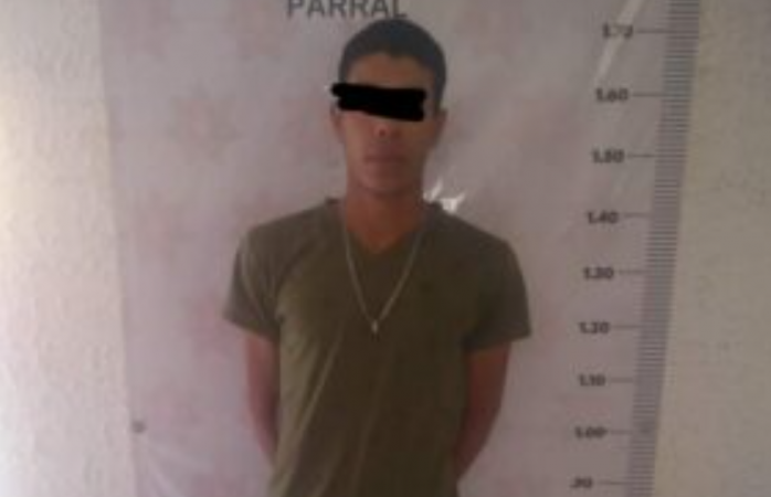 Detienen a un joven con droga en parral