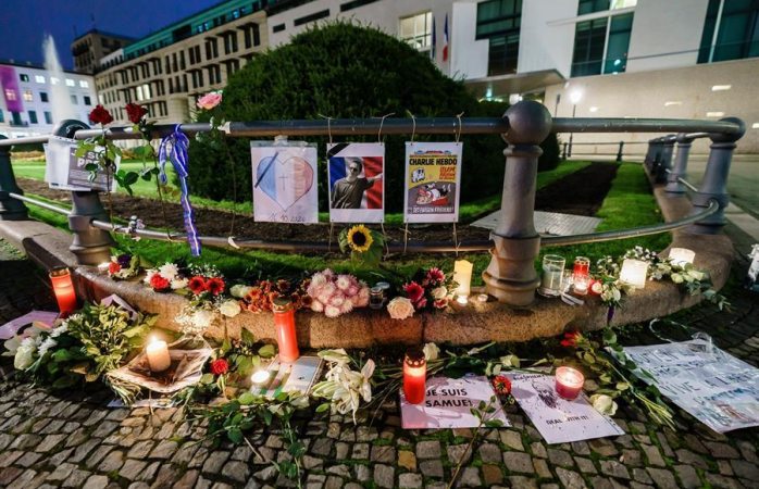 Suman 7 imputados por atentado contra profesor decapitado en francia