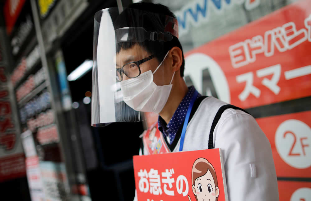 El virus se transmite vía aérea, destaca japón