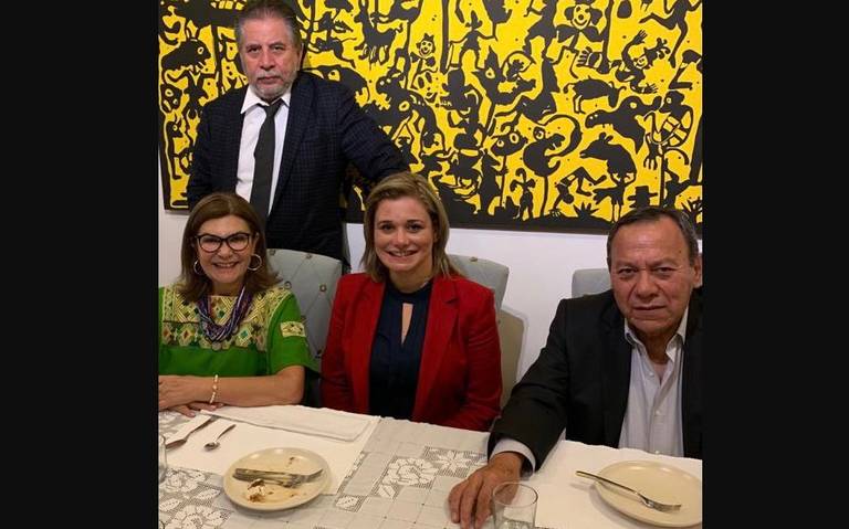 *Corral pelea contra molinos de viento *Valencia con oxígeno *Pega duro covid en el gabinete de cabada *La maru con los chuchos