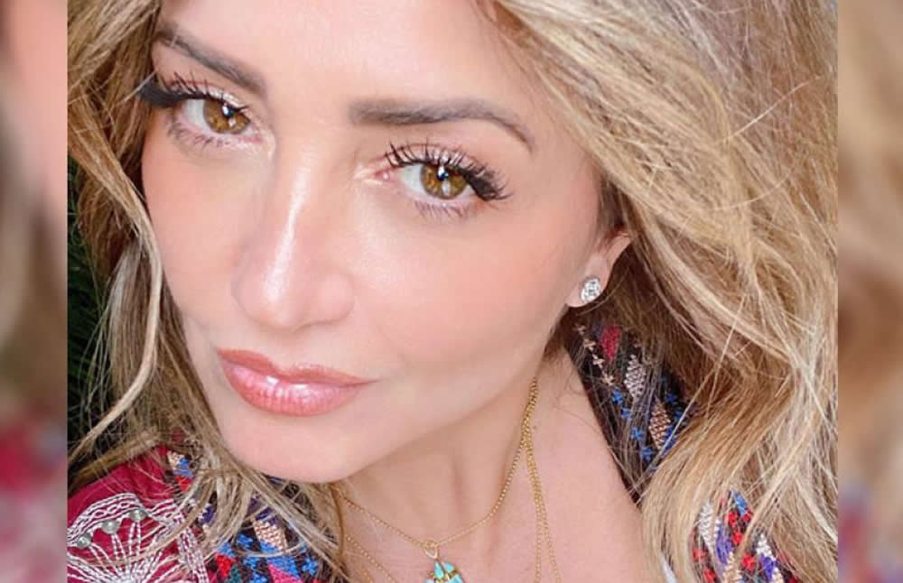 Una vez dada de alta se fue a pintar el cabello