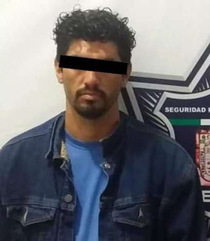 Detienen policías de meoqui a 2 con cristal; uno es menor