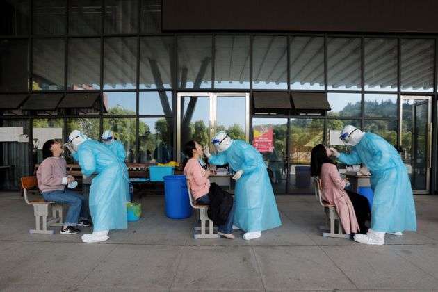 Reporta china su primera muerte por coronavirus después de ocho meses