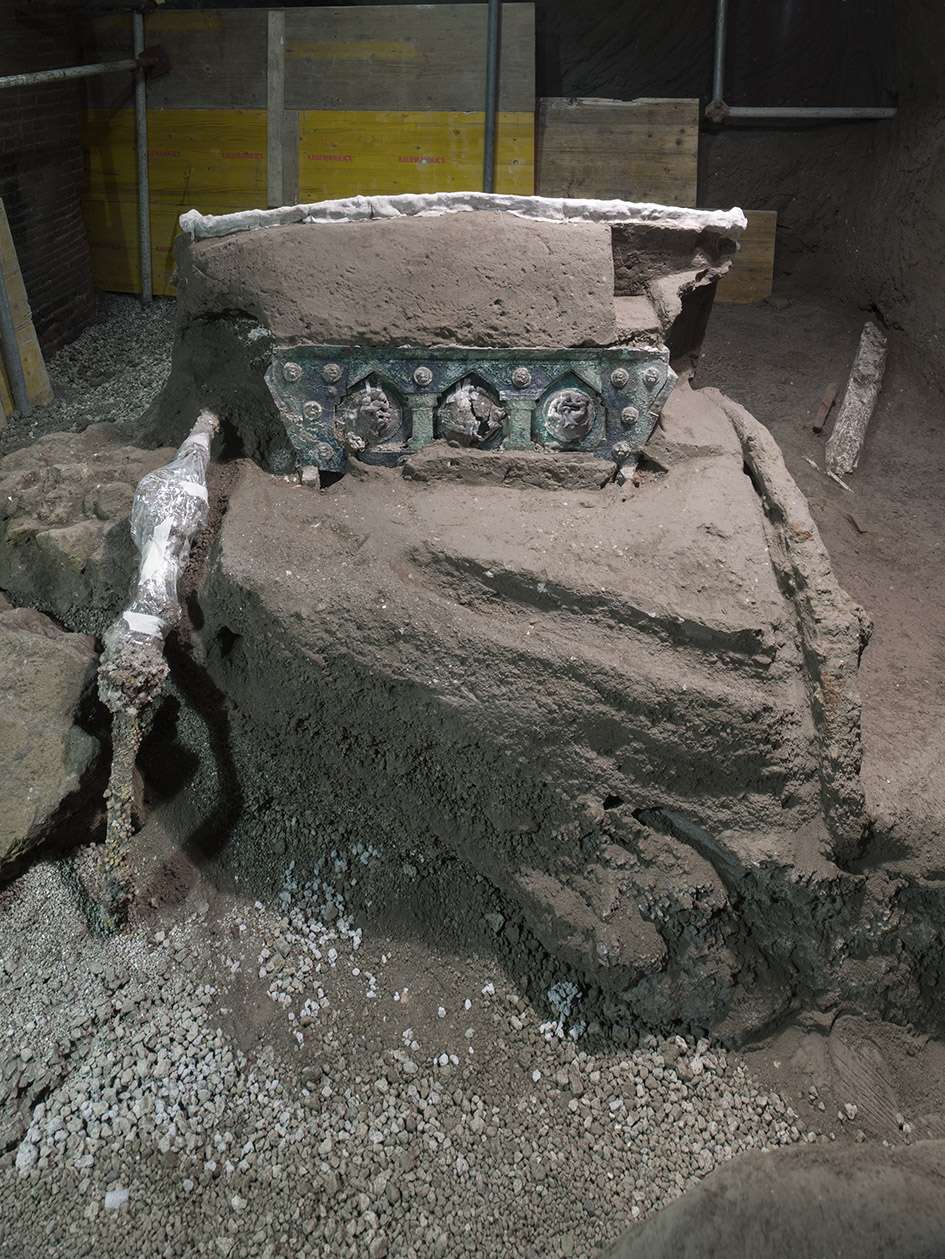 Hallan carroza ceremonial casi intacta en pompeya | La Opción de Chihuahua