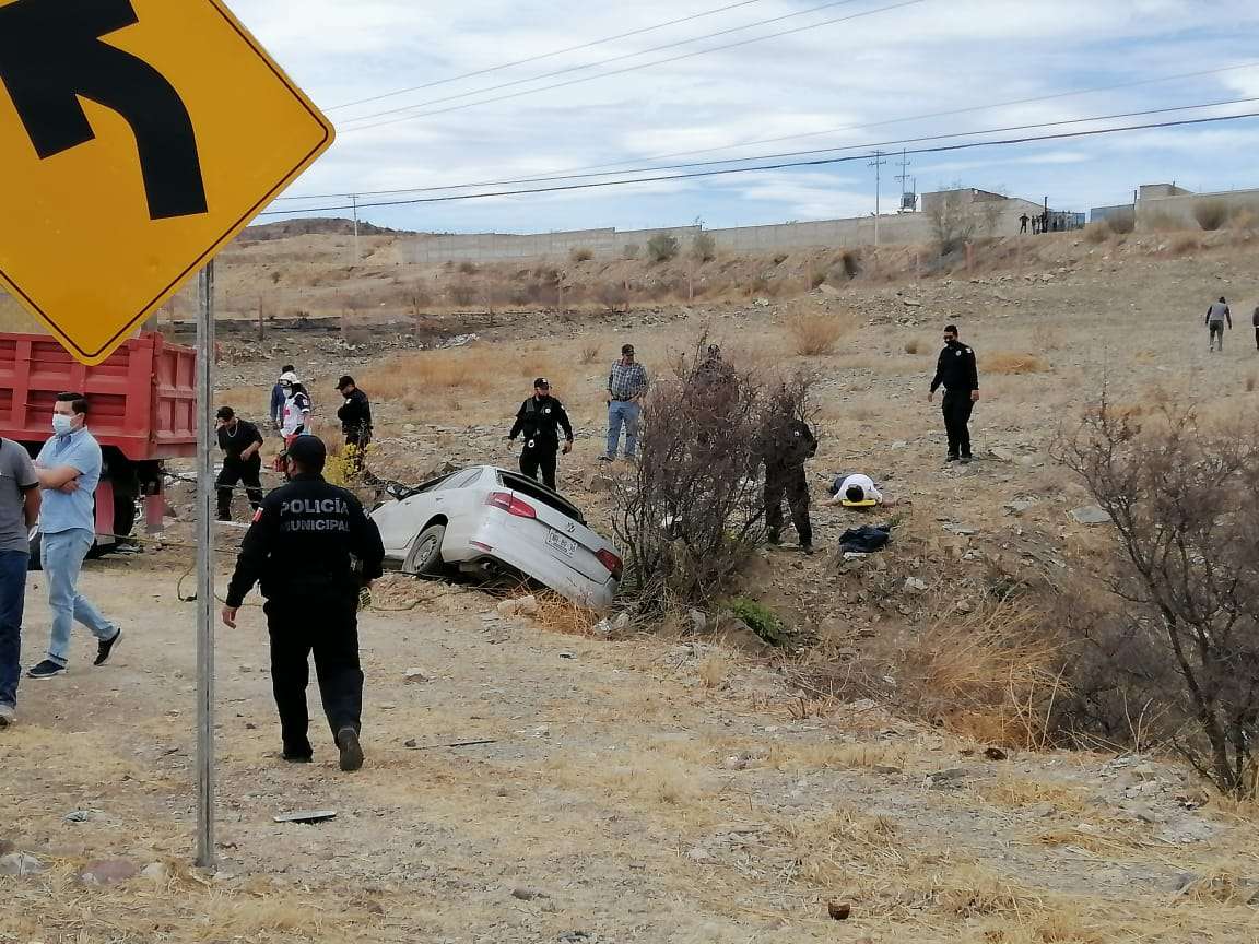 Pierde La Vida Tras Volcar En La Carretera Parral Santa Bárbara La Opción De Chihuahua 7576